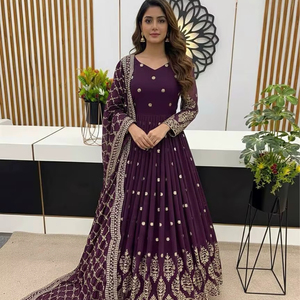 Vestido Anarkali Moderno para Mujer de Ramdev Trading, Bordado, en Tela Georgette Sintética, con Estampado Digital, de Secado Rápido, Corte Regular, para Bodas y Fiestas - Product Image 1