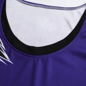 Maillots de basket personnalisés par sublimation – Ensembles uniformes respirants à séchage rapide pour jeunes et adultes – Tenues de sport athlétiques d'extérieur - Product Image 5