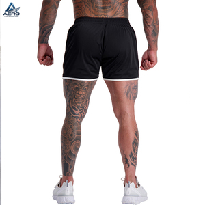 Shorts Deportivos de Gimnasio Hechos a Mano en Blanco y Negro con Contraste de Color, Último Estilo, Tejido Ecológico de Tacto Suave para Entrenamiento Físico - Product Image 3