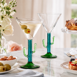 Verres à cocktail transparents en borosilicate faits à la main de 250 ml, sans plomb, coupe Martini, verres à Margarita, verrerie de bar réutilisable en gros - Product Image 1
