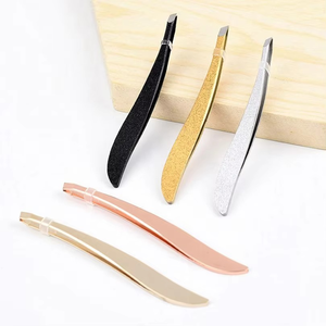 Pinzas Profesionales de Lujo para Cejas, Pinzas Inclinadas de Acero Inoxidable, Uso en Salón de Belleza, Alta Calidad, Ligeras - Product Image 5