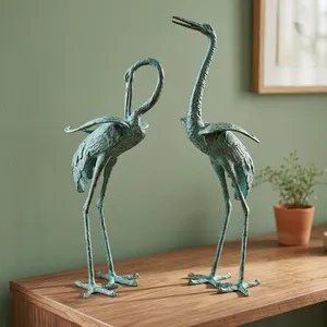 Sculpture de grue en aluminium coulé vert, paire de statues d'oiseaux modernes, figurine décorative personnalisable avec logo pour jardin, patio, maison - Product Image 4