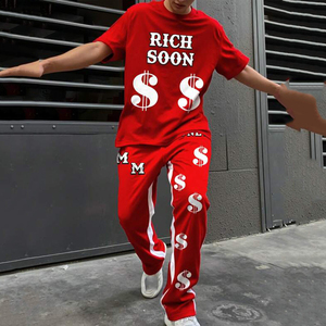 Ensemble streetwear homme grande taille en coton tricoté, imprimé Rich Soon Dollar rouge, coupe oversize, tenue décontractée mode été - Product Image 1
