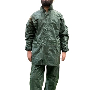 Veste et combinaison imperméables de haute qualité, légères, au design moderne, fabriquées avec les meilleurs matériaux, pour une utilisation en extérieur et un séchage rapide. - Product Image 2