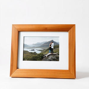 Cadre photo en bois écologique fabriqué en bois d'acacia, parfait pour la décoration de table à la maison, les intérieurs de bureau et les cadeaux - Product Image 2