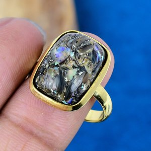 Bague en argent sterling 925 plaqué or 18 carats avec perle d'ormeau naturelle en forme de coussin - Product Image 3