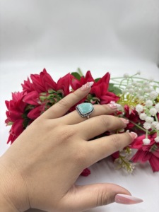 แหวนเงินชุบประดับอะเมโซไนต์ธรรมชาติเม็ดใหญ่ แหวนทำมือสไตล์โบโฮ แหวนค็อกเทลสำหรับผู้หญิง เครื่องประดับแฟชั่น - Product Image 6