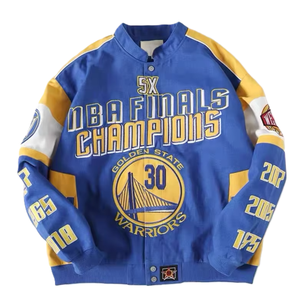 Chaquetas Varsity de Carreras con Parches Gráficos Bordados OEM, 100% Algodón, Cuello Alto, Detalles de Punto Acanalado, Botones a Presión - Product Image 1