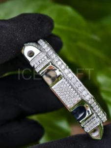 Boîtier de montre personnalisé haut de gamme entièrement serti de pierres avec lunette pavée géométrique, accessoire de montre de luxe style Hip Hop - Product Image 2