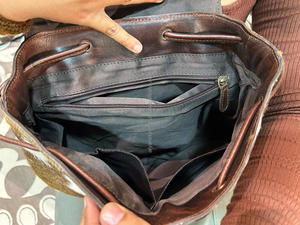 รูปแบบตะวันตกมือเครื่องมือแกะสลักหนังวัวสไตล์กระเป๋าเป้สะพายหลังโรงเรียนกระเป๋าUnisexหลายใช้กระเป๋าขายส่งผลิตภัณฑ์จํานวนมาก - Product Image 3