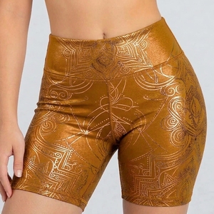 Shorts de danse pour femmes avec grip pour barre de pole dance, tissu doux, ajustement flexible, traction sécurisée et soutien confortable pour une utilisation répétée. - Product Image 4