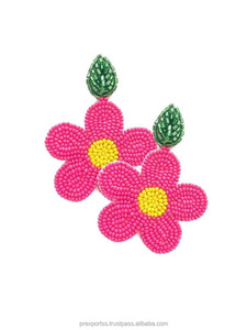 Boucles d'oreilles bohème feuille de perles de rocaille multicolore Monstera bijoux de déclaration motif de fleurs conception de plantes tropicales accessoires de mode - Product Image 4