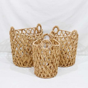 Panier de rangement en jacinthe d'eau tressé à la main, organisateur en osier à tissage ouvert avec poignées rondes pour la maison et la chambre d'enfant - Product Image 2