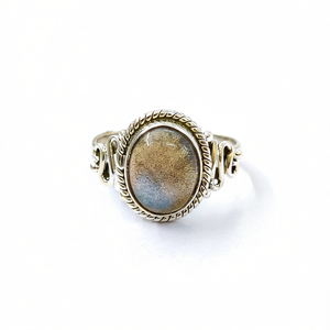 <b>Labradorite</b> <b>Ring</b> 3.1 Grams Elegant and Unique Accessory for Women - Product Image 2