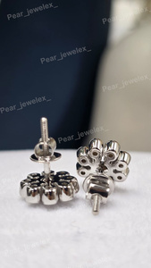 Boucles d'oreilles clous en forme de fleur en argent 925 avec diamant Moissanite VVS serti clos, bijoux classiques pour femme - Product Image 2