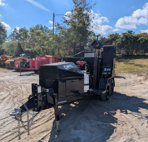 200 Gallon Oil-Jacketed Mastic Asphalt Melter with <b>Hydraulic</b> Horizontal Agitator and Diesels Heating System - Product Image 6