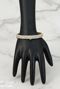 Bracelets de luxe plaqués or pour invitées de mariage – Manchette élégante et festive pour femmes – Accessoire de mode affirmé Kada - Product Image 5