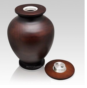 Urna Funeraria de Madera Grandmaster para Cenizas, con Cierre Decorativo Seguro y una Rica Belleza de Madera en su Interior - Product Image 3