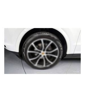 Porsche Cayenne 3.0 2024 con Caja de Cambios Automática, Volante a la Izquierda, Asientos de Cuero, Cámara Trasera - ¡Solo 102,858 Km! - Product Image 5