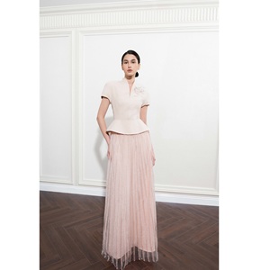 Blusas Elegantes para Mujer con MOQ Bajo, Blusa EVELINA PEPLUM, Blusas Elegantes para Primavera/Verano, Blusas y Camisas Elegantes para Mujer - Product Image 3