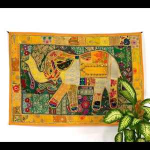 Tapisserie murale indienne brodée à la main avec motif d'éléphant, patchwork de sequins, style vintage - Product Image 3