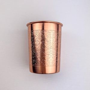 Taza de Cobre Puro Grabada a Mano |   Taza para Beber Ayurvédica Hecha a Mano |   Vaso de Cobre Grabado para Agua |   Regalo de Bienestar - Product Image 2