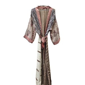 Kimono de seda satinada Vintage elegante para mujer, ropa de playa larga de verano con cierre de cordón, ropa de dormir de retazos hecha de seda - Product Image 1