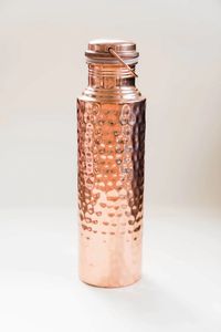 Bouteille de bien-être en cuivre de luxe moderne avec grande capacité pour une utilisation en extérieur - Product Image 3
