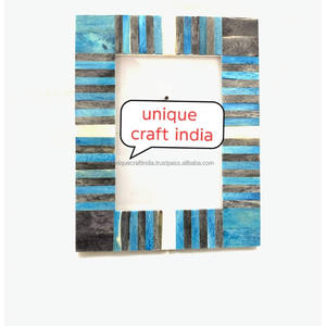 Cadre photo en bois fait main avec motif géométrique rayé bleu, design moderne, artisanat, décoration de table pour la maison - Product Image 6