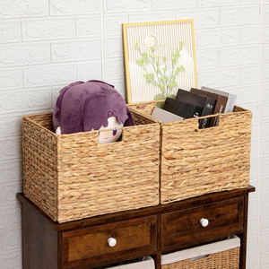 Cestas Minimalistas de Jacinto de Agua para Organización del Hogar, Contenedores Decorativos Tejidos a Mano para Decoración de Estantes de Baño - Product Image 1