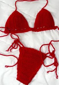 Bikini rouge en crochet - Product Image 3
