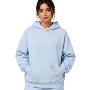 Sweat-shirt décontracté d'hiver pour femme, bleu clair, surdimensionné, avec un design minimaliste en étoiles en strass, en molleton de coton premium - Product Image 1