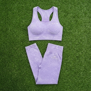 Conjunto de Yoga Lavanda con Efecto Ácido para Mujer: Sujetador Deportivo y Leggings de Cintura Alta para Gimnasio, Fitness y Entrenamiento - Product Image 6