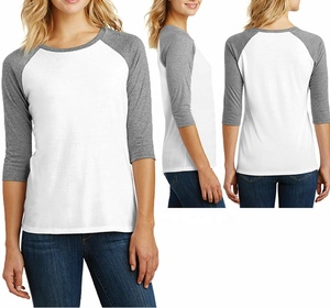 Camiseta de béisbol Raglan Tri Blend de talla grande para mujer, manga 3/4 - Product Image 4