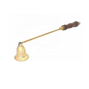 Vente chaude métal bougie mèche éteignoir avec poignée en résine bleue finition polonaise accessoire de décoration de la maison Technique de coulée à chaud - Product Image 5