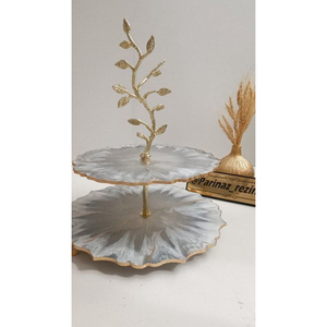 Support à gâteau en métal à trois niveaux avec plateaux festonnés, présentoir à desserts réutilisable pour la décoration de la maison et les réceptions, à prix impressionnant - Product Image 5