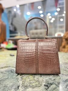 ขายส่งกระเป๋าถือหนังหรูสําหรับผู้หญิงออกแบบเองแฟชั่นกระเป๋าหนังผู้หญิงแท้ - Product Image 4