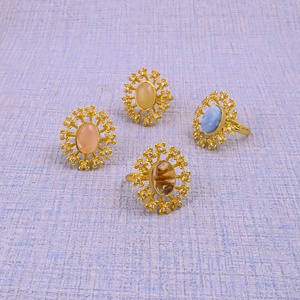 Luxe clair Quartz plaqué or réglable CZ Floral Design anneau pour les femmes guérison cristal bijoux Cocktail anneau pour un usage quotidien - Product Image 6