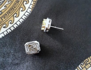Pendientes de Diamantes Cultivados en Laboratorio, Color Amarillo Radiante, Oro Blanco de 14K, Certificados por IGI, Estilo Minimalista, Regalo para Compromiso, Boda o Fiesta - Product Image 5