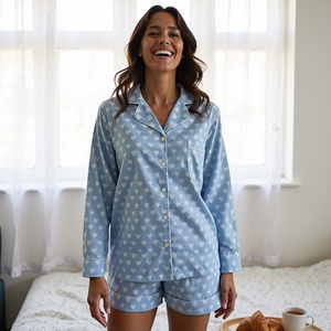 Mystic Birdsong Fabriqué à la main en coton biologique respirant pour les vêtements de nuit des filles Ensemble de pyjama poche chemise et short - Product Image 2