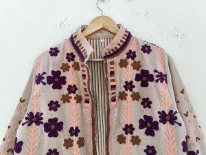 เสื้อแจ็คเก็ตกำมะหยี่ซูซานีทำมือ ผ้าฝ้าย 100% ระบายอากาศได้ดี ปักลายแบบดั้งเดิม สไตล์โบฮีเมียน ลายดอกไม้ เสื้อคลุมสำหรับฤดูหนาว สำหรับผู้หญิง - Product Image 5