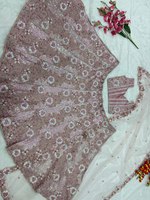 Dernière Collection de Lehenga Choli Traditionnel Indien et Pakistanais pour Femmes, de Haute Qualité, pour Mariages et Soirées, en Faux Georgette avec Broderie au Fil