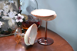 Copa de Vino Ecológica Tallada a Mano con Diseño de Concha Dorada, Temática de Playa y Océano, Regalo de Lujo, Accesorios de Cocina, Vajilla - Product Image 3