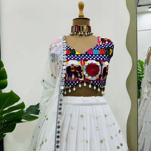Lehenga Choli Étnico de Georgette Sintética con Espejos y Lentejuelas, Dupatta, Semisellado, Fabricado por Royal Export para Navratri - Product Image 5