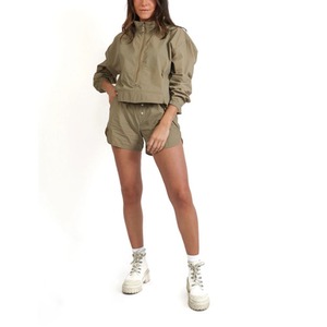 Conjunto de Pantalones Cortos y Chaqueta Cortavientos para Mujer, Estilo Urbano, Bloques de Color, Ligero - Product Image 2