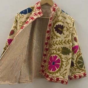 Chaqueta de algodón Suzani bordada a mano: abrigo indio bohemio elegante impresionante chaqueta hecha a mano de algodón indio suave - Product Image 1