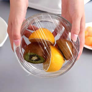 Film de PVC para Alimentos, Grado Alimenticio, No Tóxico, Versátil, para Almacenamiento de Alimentos, Multiusos, Antiadherente, Apto para Microondas, Fácil de Rasgar, Sellado Hermético - Product Image 5