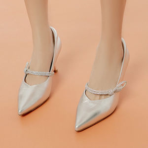 Chaussures à talons fins de 7,5 cm pour femme Ann'S, idéales pour mariage ou soirée, en tissu jacquard à bride unique, ornées de strass, couleur argent - Product Image 1