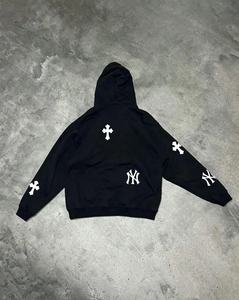 เสื้อฮู้ดสไตล์เรโทรนิวยอร์ก ผ้าฝ้ายถักนุ่มแบบโอเวอร์ไซส์ พร้อมลายพิมพ์ดิจิทัล ดีไซน์เรียบง่าย รับผลิตแบบ OEM - Product Image 3