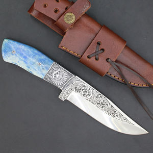 Esta afilada punta de acero hace que el herramienta sea una cuchilla de grabado perfecta para grabar y estampar. - Product Image 1